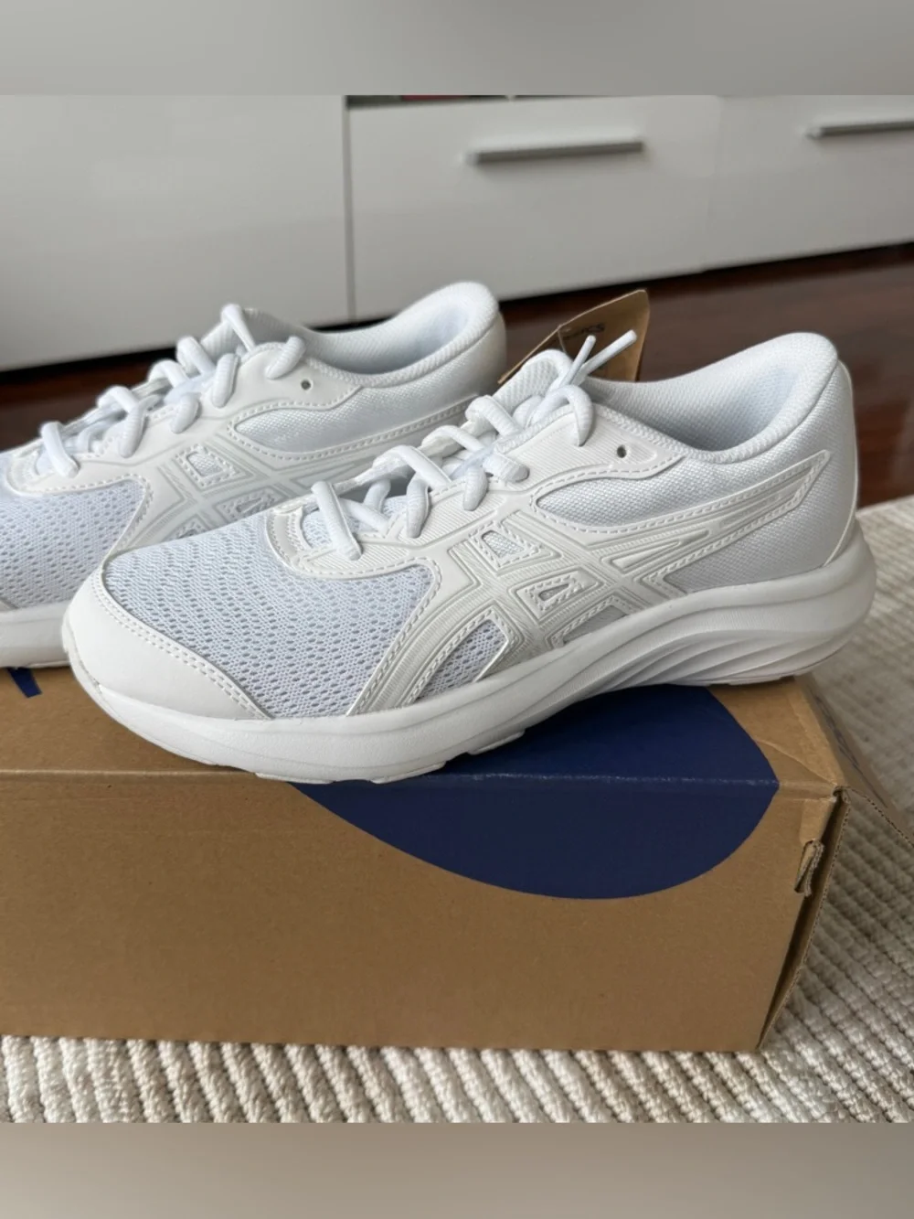 ASICS Contend 9 GS Youth 4 / Womens 5.5 - Picture 1 of 8